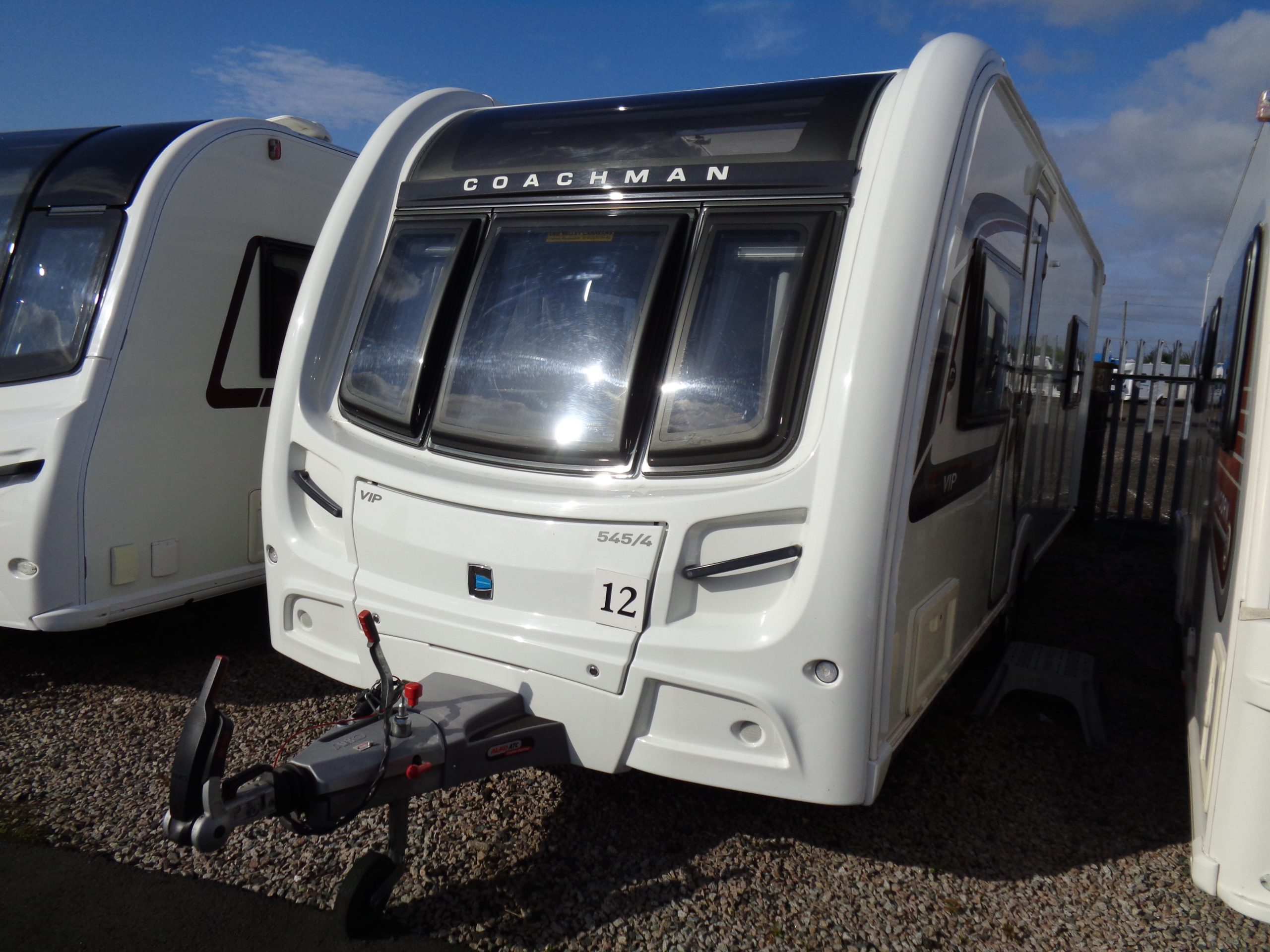Caravan No. 12 – 2015 Coachman VIP 545, 4 berth £18,500