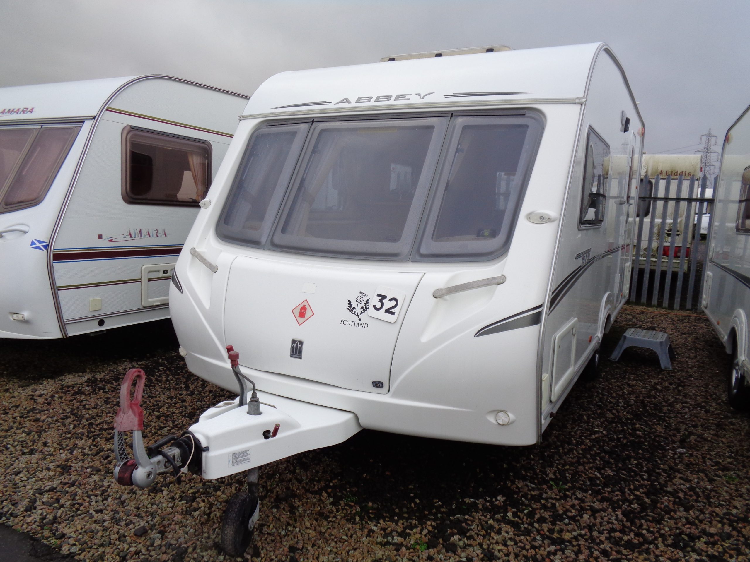 Caravan No. 32 – 2007 Abbey GTS 215, 2 berth £8,500