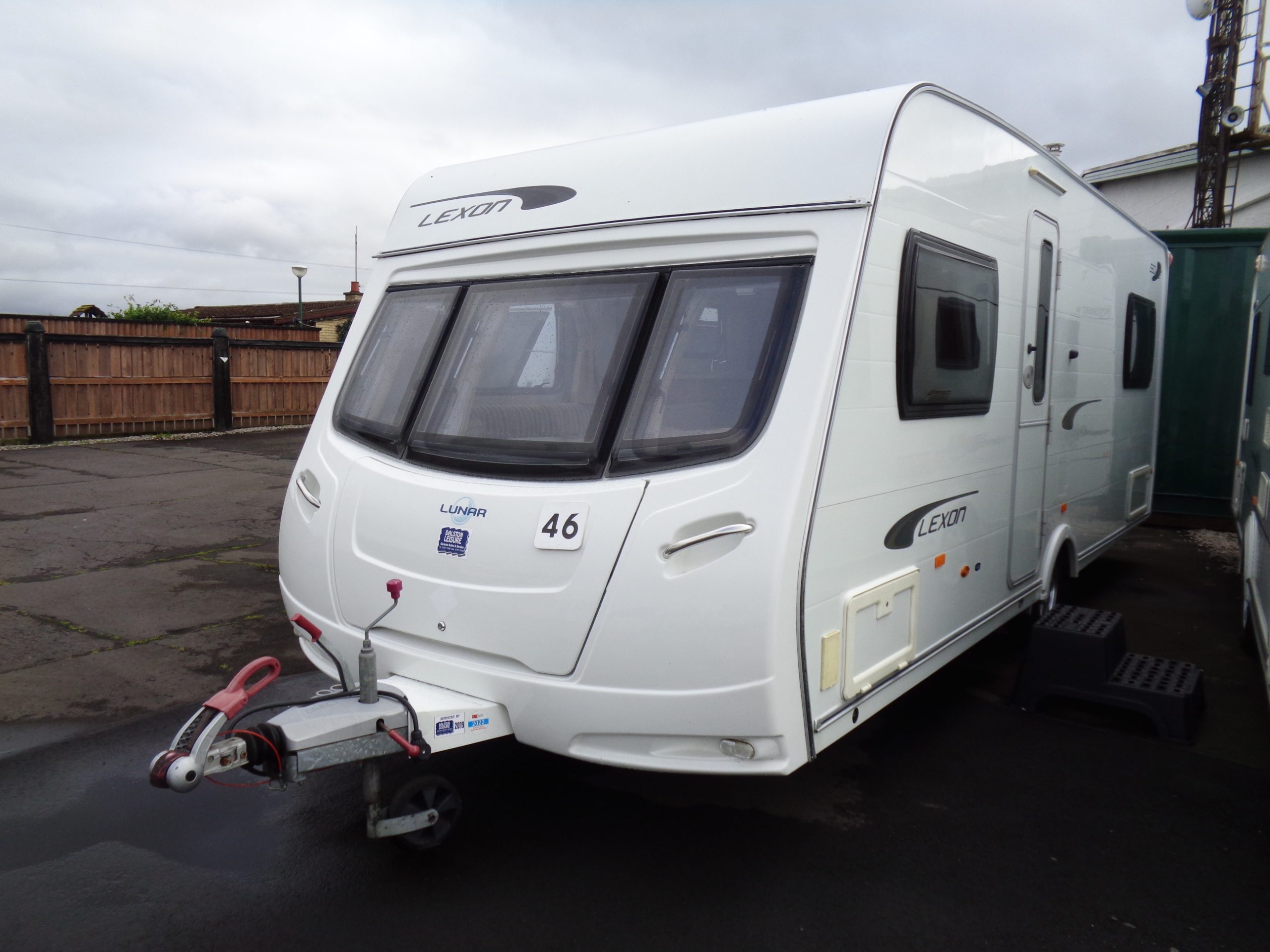 Caravan No. 46 – 2011 Lunar Lexon 530 4 berth, £10,700
